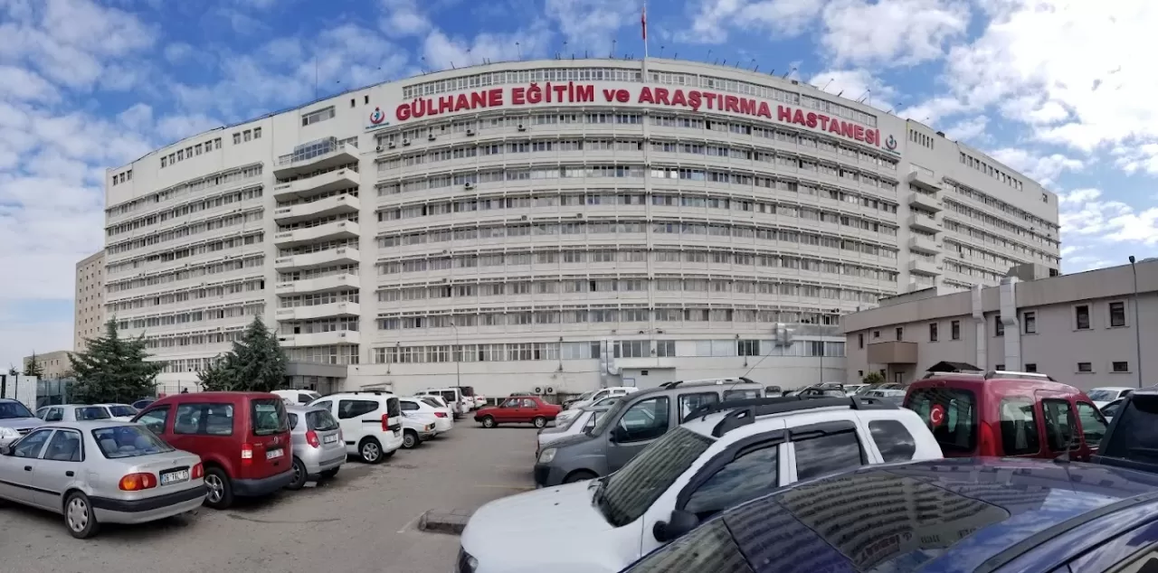 Gülhane Hastanesi'nde Suriyeli doktordan tepki çeken rapor: Suçlanan Suriyeliyi şikayet eden kişiye 'akıl sağlığı yerinde değil' belgesi verdi