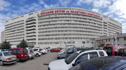 Gülhane Hastanesi'nde Suriyeli doktordan tepki çeken rapor: Suçlanan Suriyeliyi şikayet eden kişiye 'akıl sağlığı yerinde değil' belgesi verdi