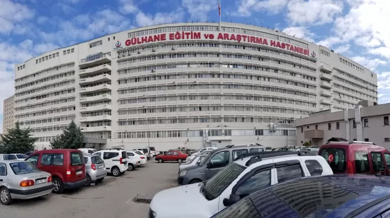 Gülhane Hastanesi'nde Suriyeli doktordan tepki çeken rapor: Suçlanan Suriyeliyi şikayet eden kişiye 'akıl sağlığı yerinde değil' belgesi verdi